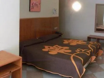 Nch מלון טורמולינוס